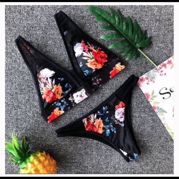 🌸KNOCKOUT BLACK FLORAL AND MESH BIKINI - Picture 2 of 3